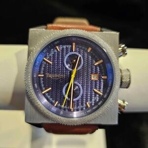 Vintage Preowned Triumph Scrambler Chrono 43MM Men's Watch with Carbon Dial.